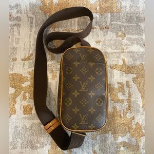 Louis Vuitton Monogram Pochette Gange